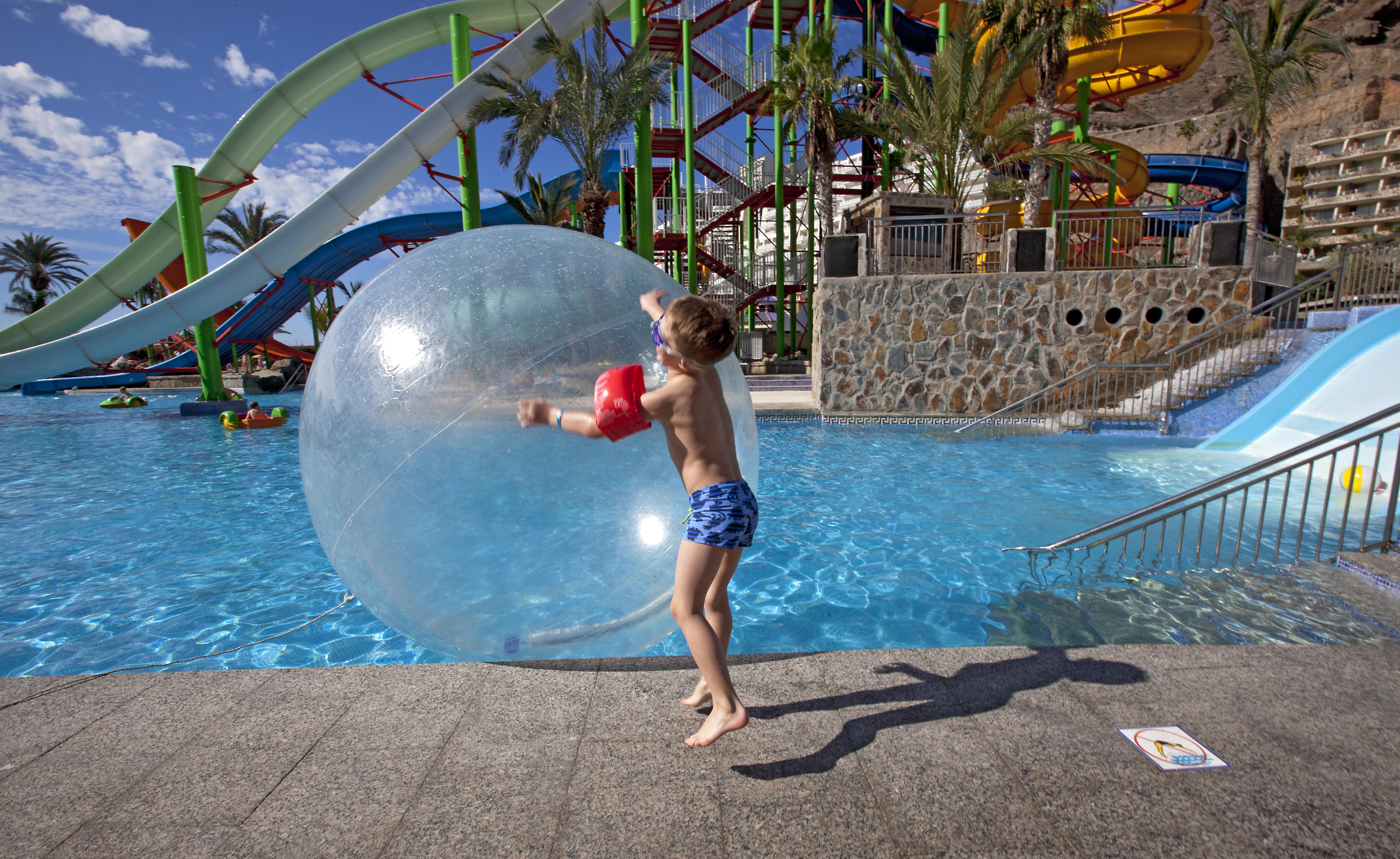 Hotel Livvo Lago Taurito & Aquapark 外观 照片